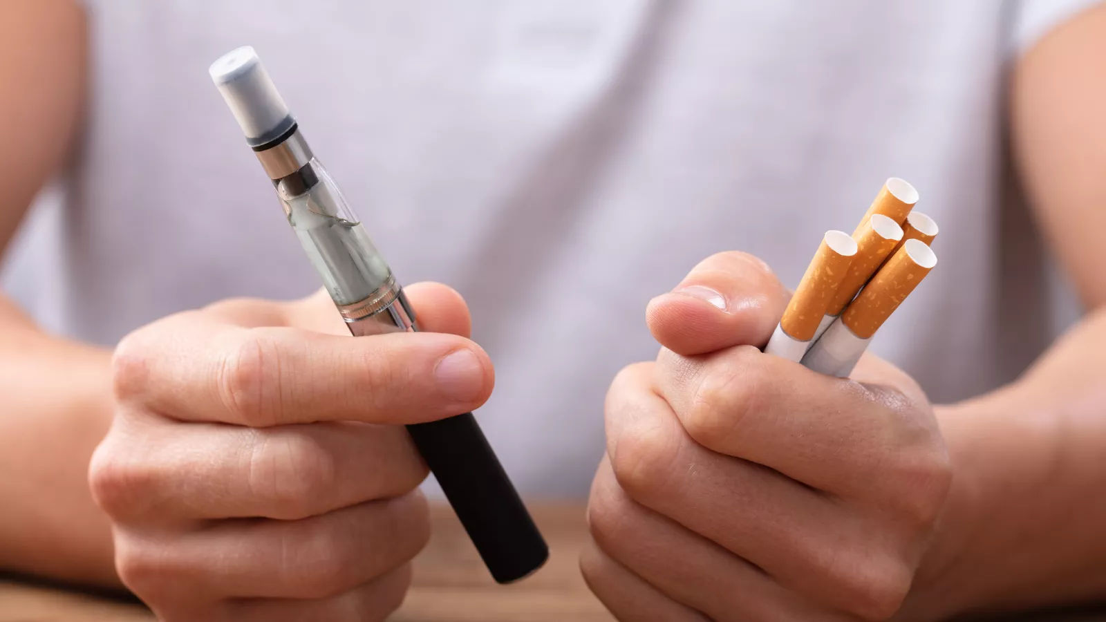 Vaping vs Smoking